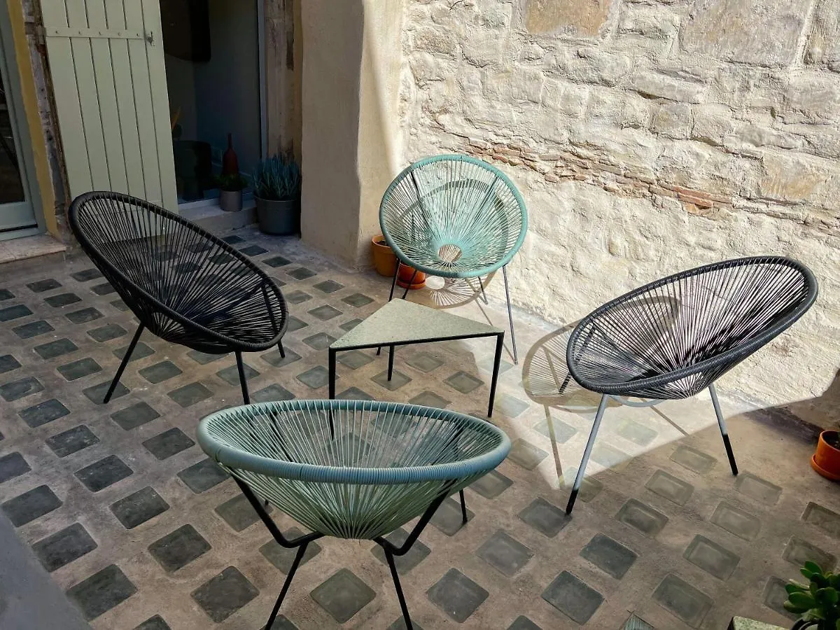 Spacious 2Br In Arles Historical Center With Terrace Appartement