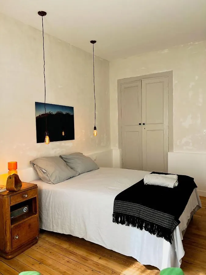 Spacious 2Br In Arles Historical Center With Terrace