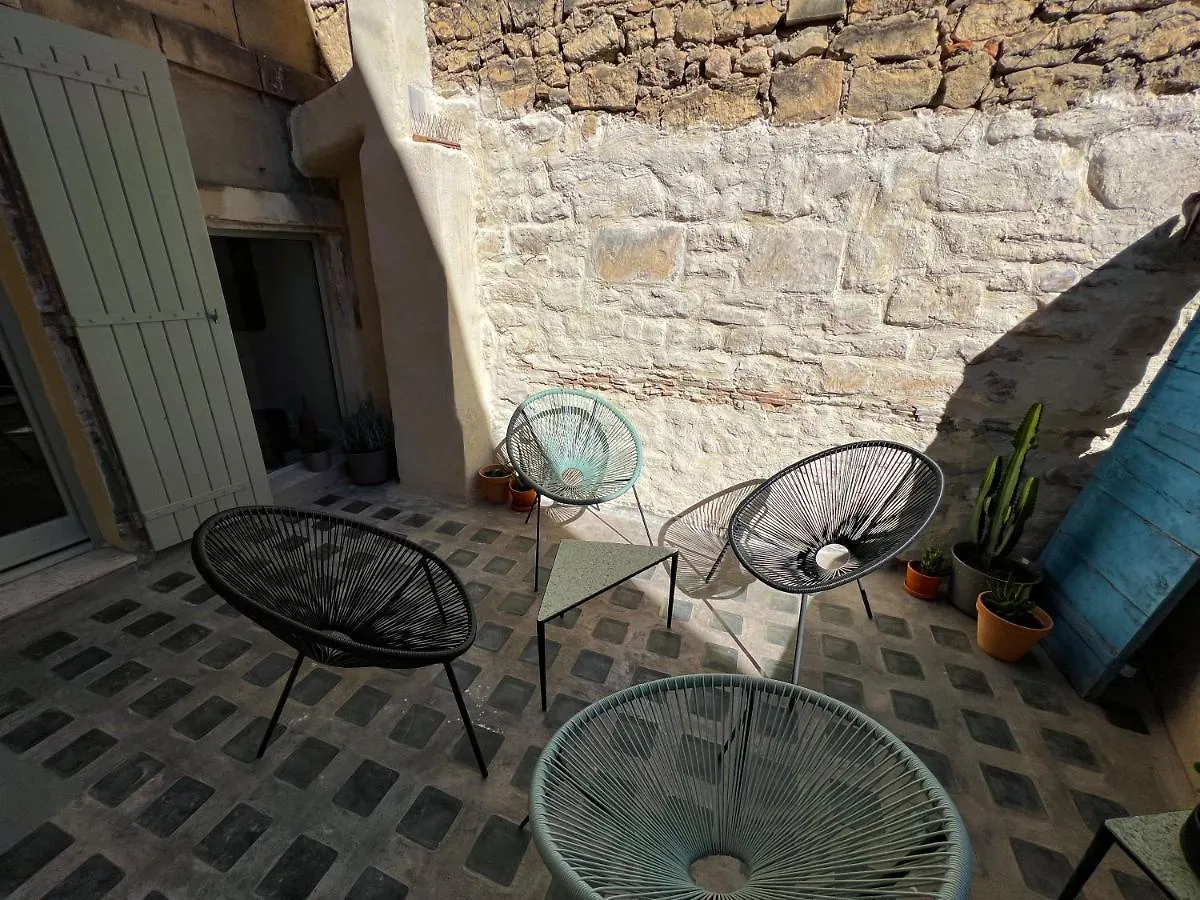 Spacious 2Br In Arles Historical Center With Terrace